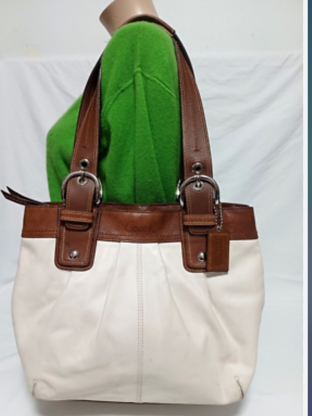 Coach Soho Ivory & Brown.Pleated Leather Shoulder Bag. Scuffs Look at PHOTOS - Picture 13 of 13